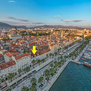 Trecento Boutique Alojamento de Acomodação e Pequeno-almoço Split